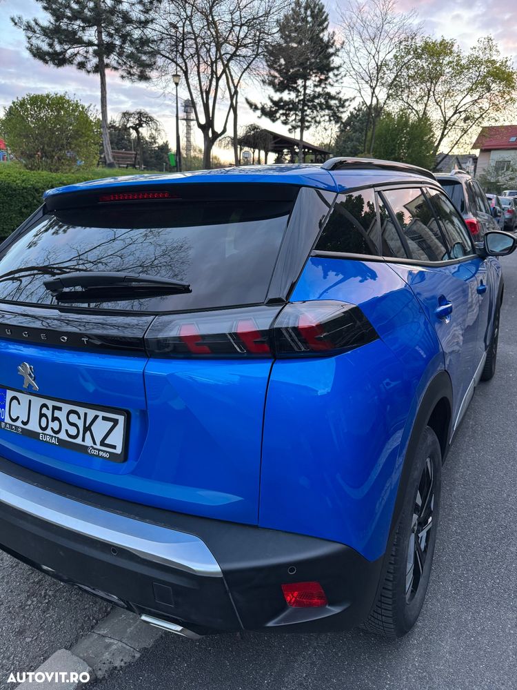 Peugeot 2008 1.2 L PureTech STT Allure - 20