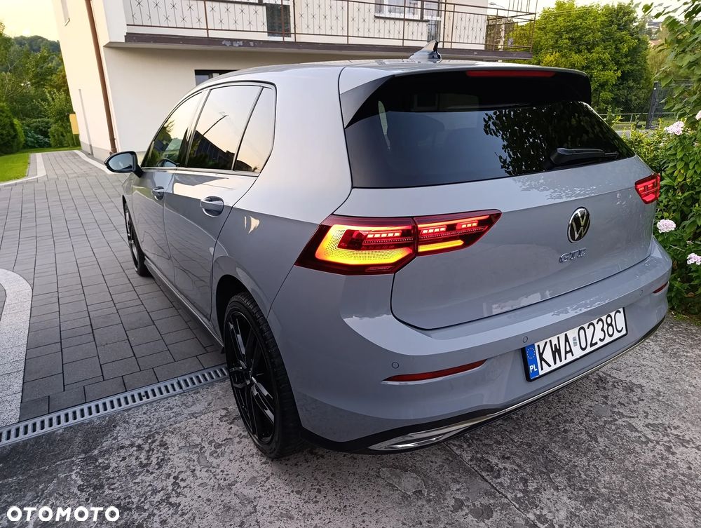 Volkswagen Golf - 4