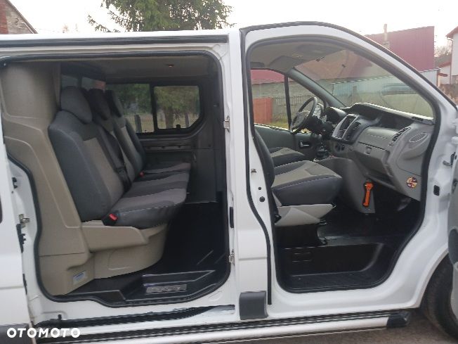 Renault Trafic - 11