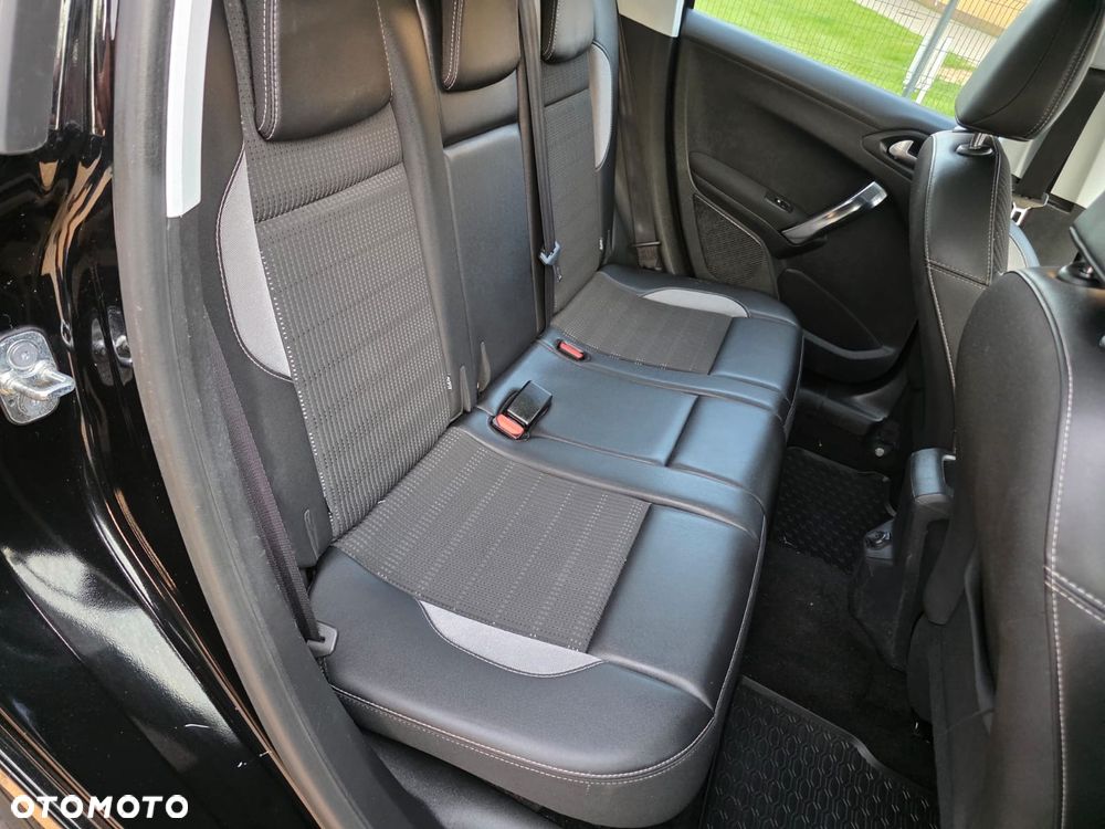 Peugeot 2008 - 16