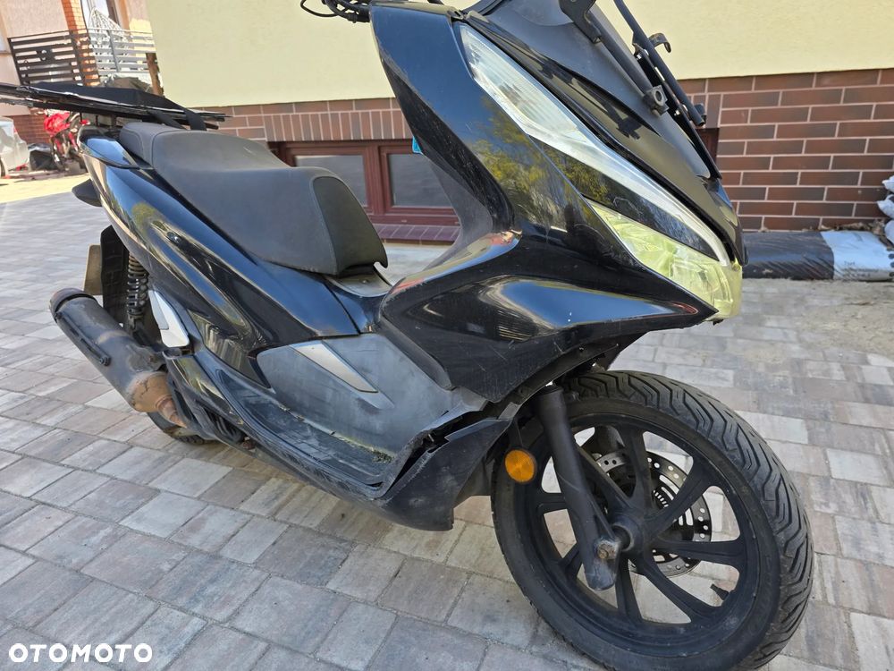 Honda PCX - 1