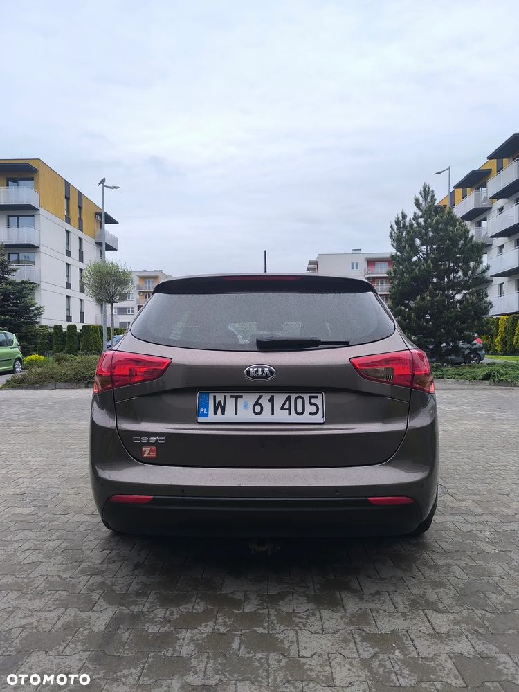 Kia Ceed 1.6 GDI L - 8