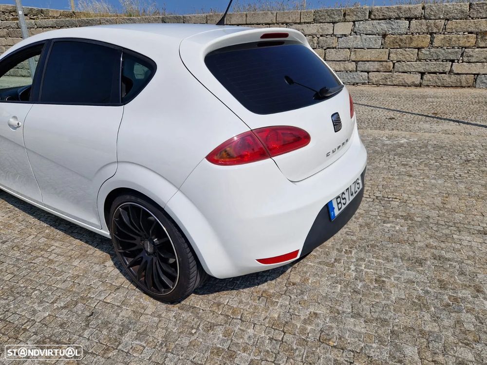 SEAT Leon 2.0 T FSI Cupra - 4