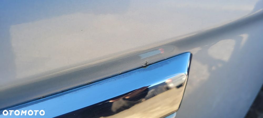Honda FR-V 08r lift Klapa bagaznika BG51M - 7