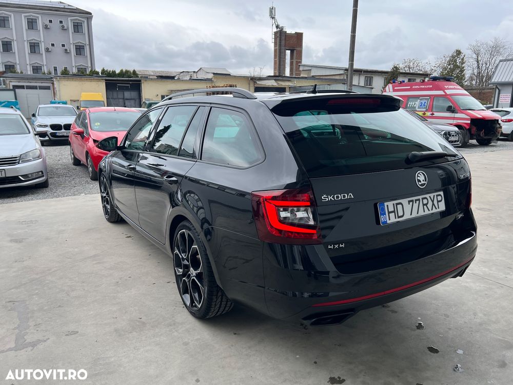 Skoda Octavia 2.0 TDI DSG 4X4 RS - 11