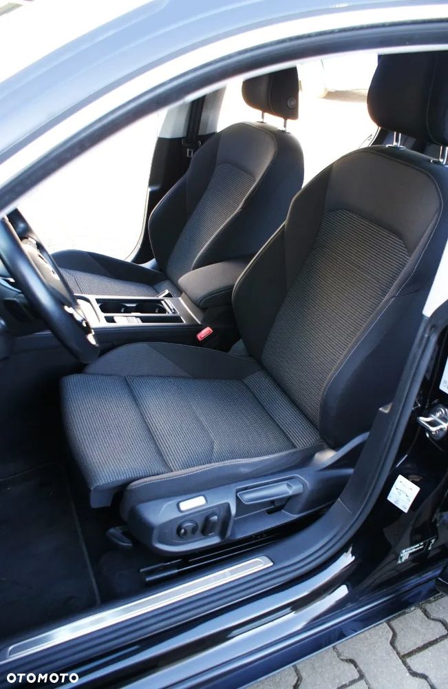 Volkswagen Arteon 2.0 TDI SCR Essence DSG - 26