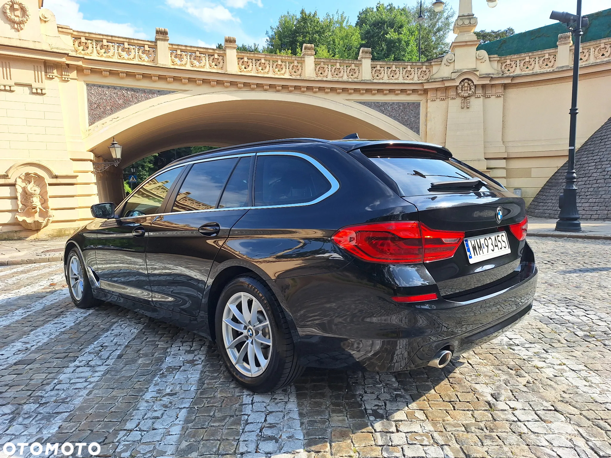 BMW Seria 5 520d Touring - 5