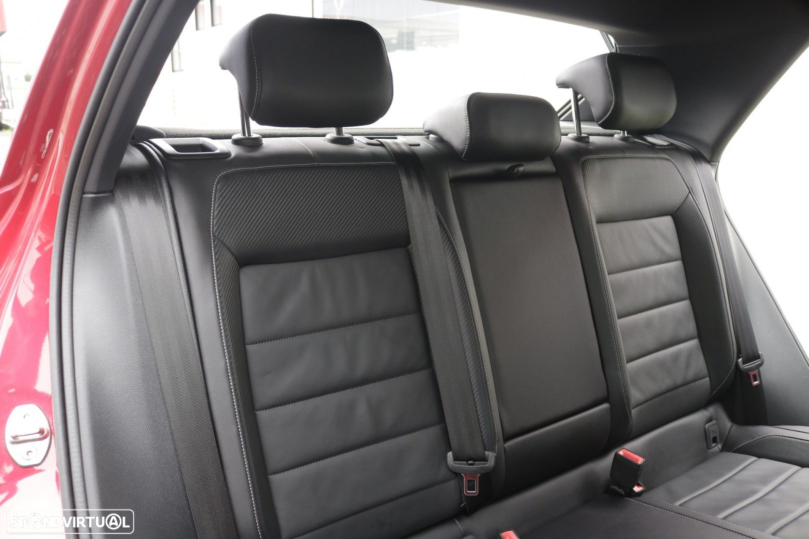 VW T-Roc 2.0 TDI R-Line DSG - 29