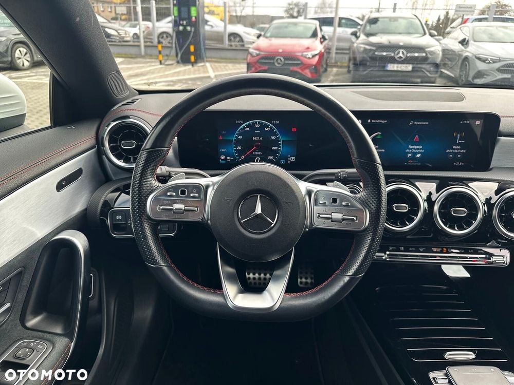 Mercedes-Benz CLA - 9