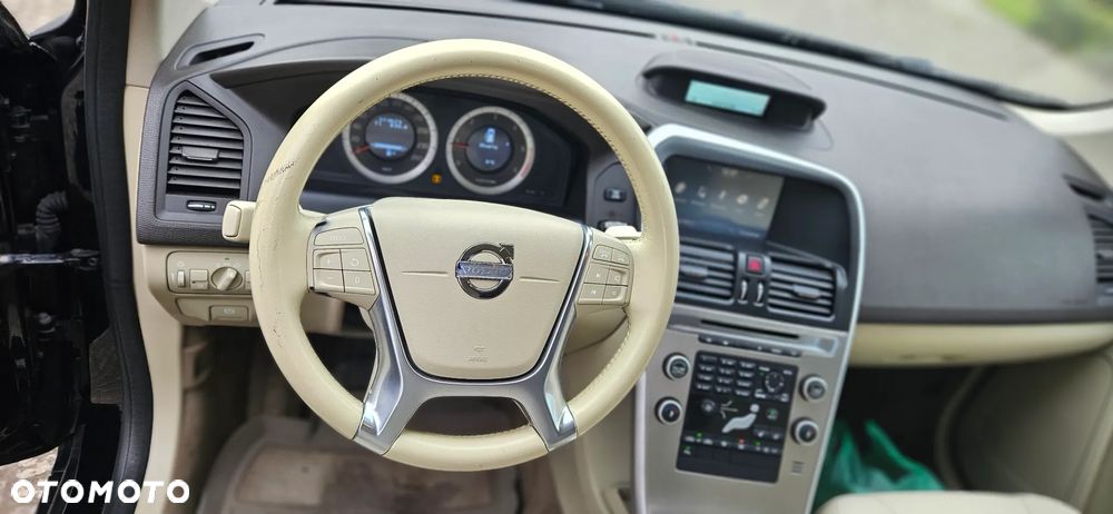 Volvo XC 60 DRIVe Momentum - 9