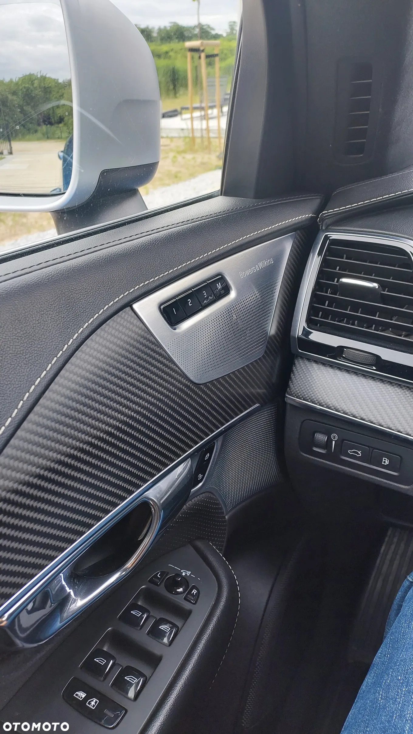 Volvo XC 90 T8 AWD Plug-In Hybrid R-Design 7os - 9