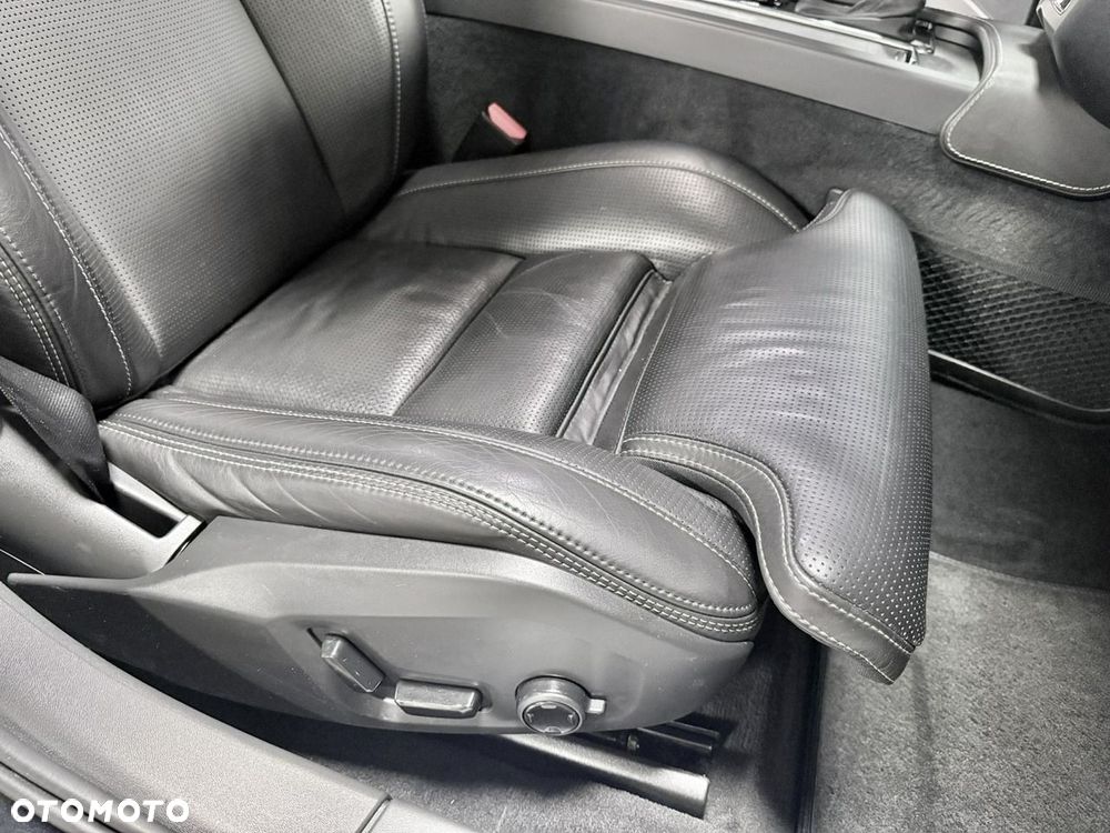 Volvo V90 D5 AWD Geartronic Inscription - 24
