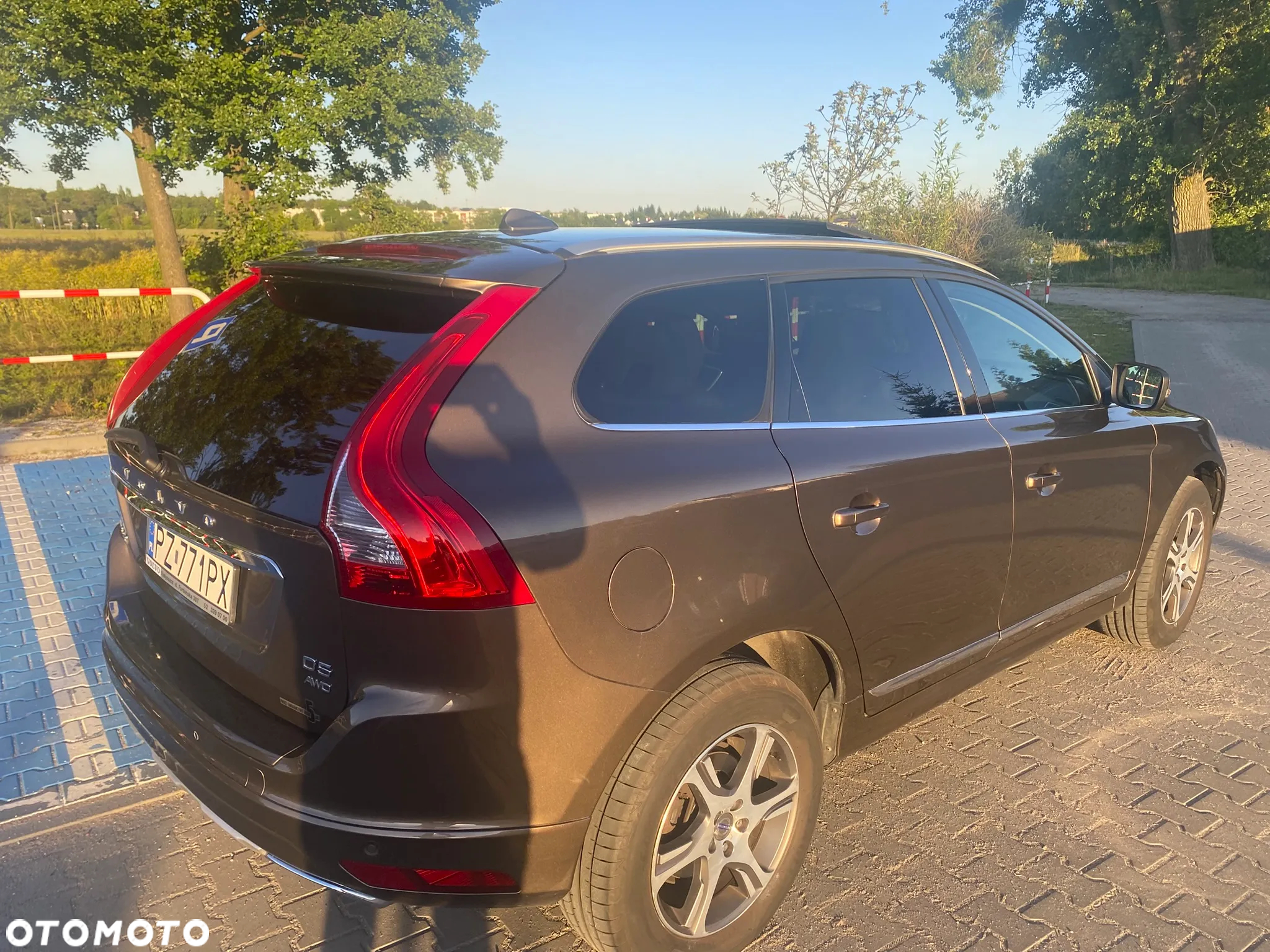 Volvo XC 60 D5 AWD Summum - 6