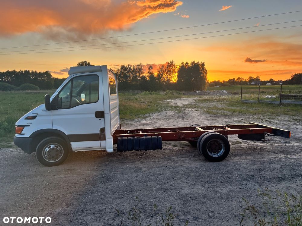 Iveco 35c15 - 38