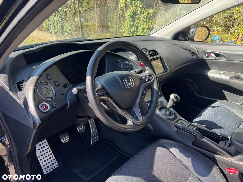 Honda Civic 1.4 i-VTEC Sport - 17