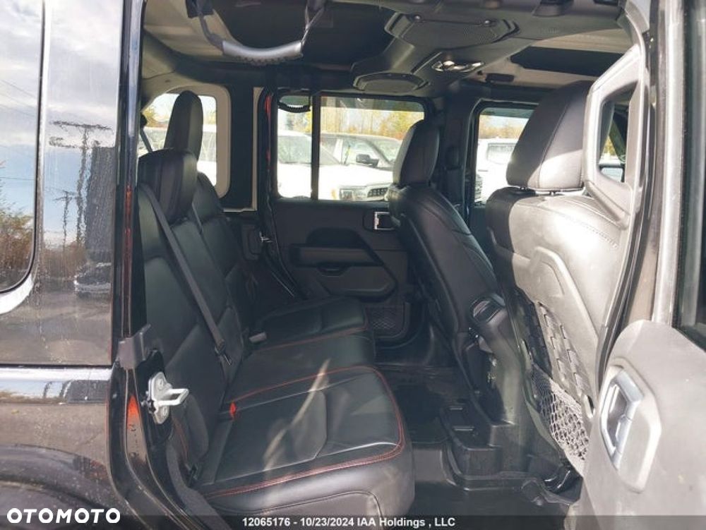 Jeep Wrangler - 17
