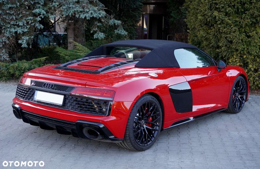 Audi R8 Spyder V10 RWD Performance - 14