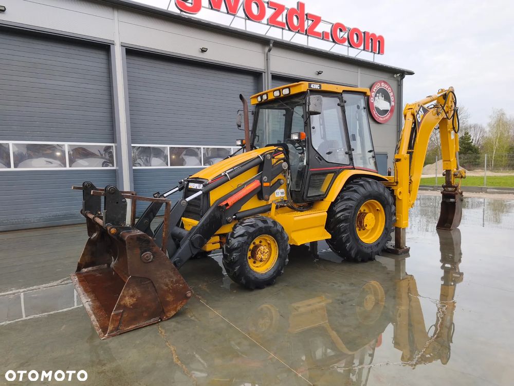 Caterpillar 438C - 4