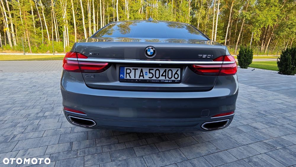 BMW Seria 7 750Li Edition Exclusive - 12