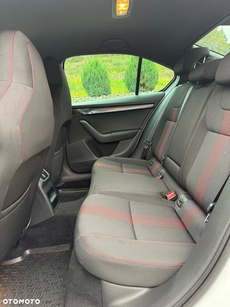 Skoda Octavia 1.5 TSI GPF ACT Style DSG - 17