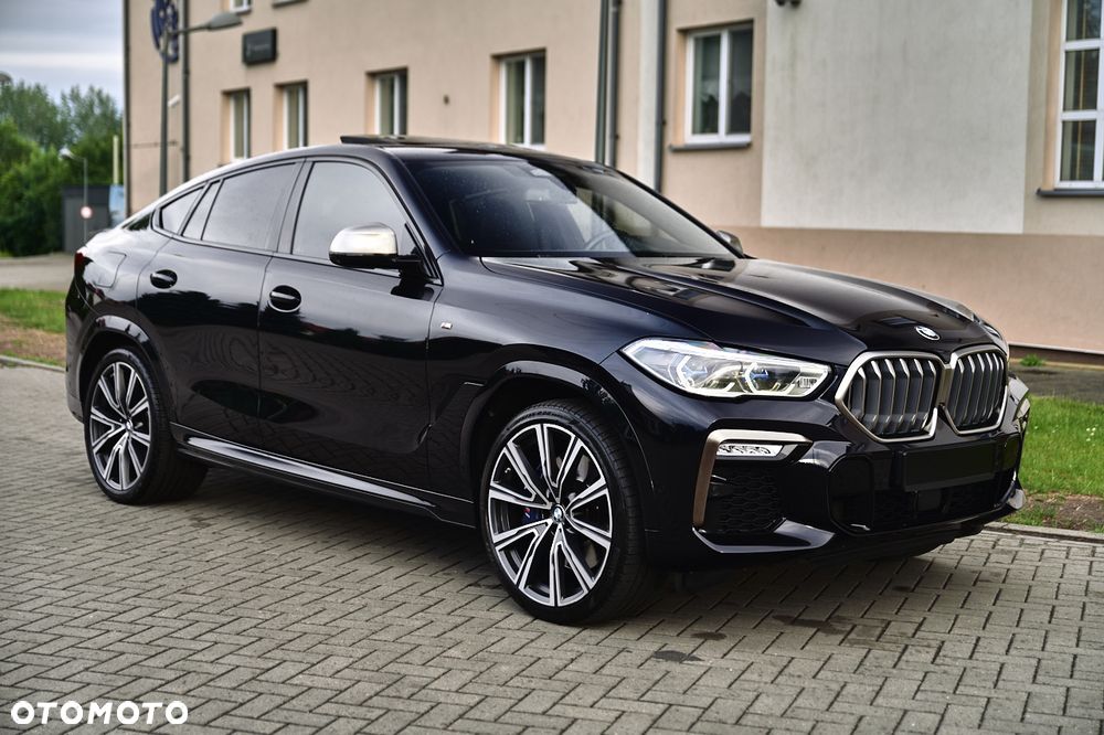 BMW X6M - 16
