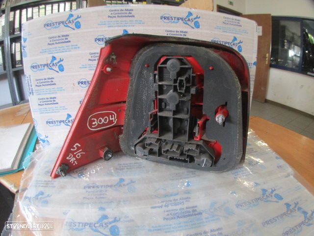 Farol Tras 1J69450960 VW GOLF 4 2001 1.6I 105CV 3P VERDE ESCURO DRT ORIGINAL VALEO - 2