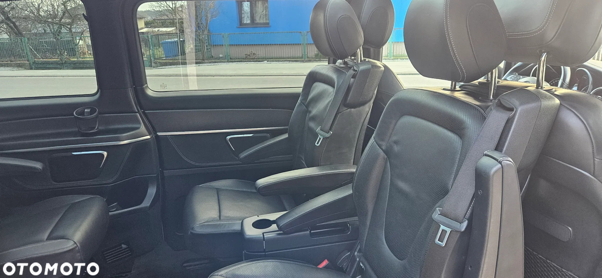 Mercedes-Benz Klasa V 250 d 4-Matic Avantgarde 9G-Tronic (d³ugi) - 28