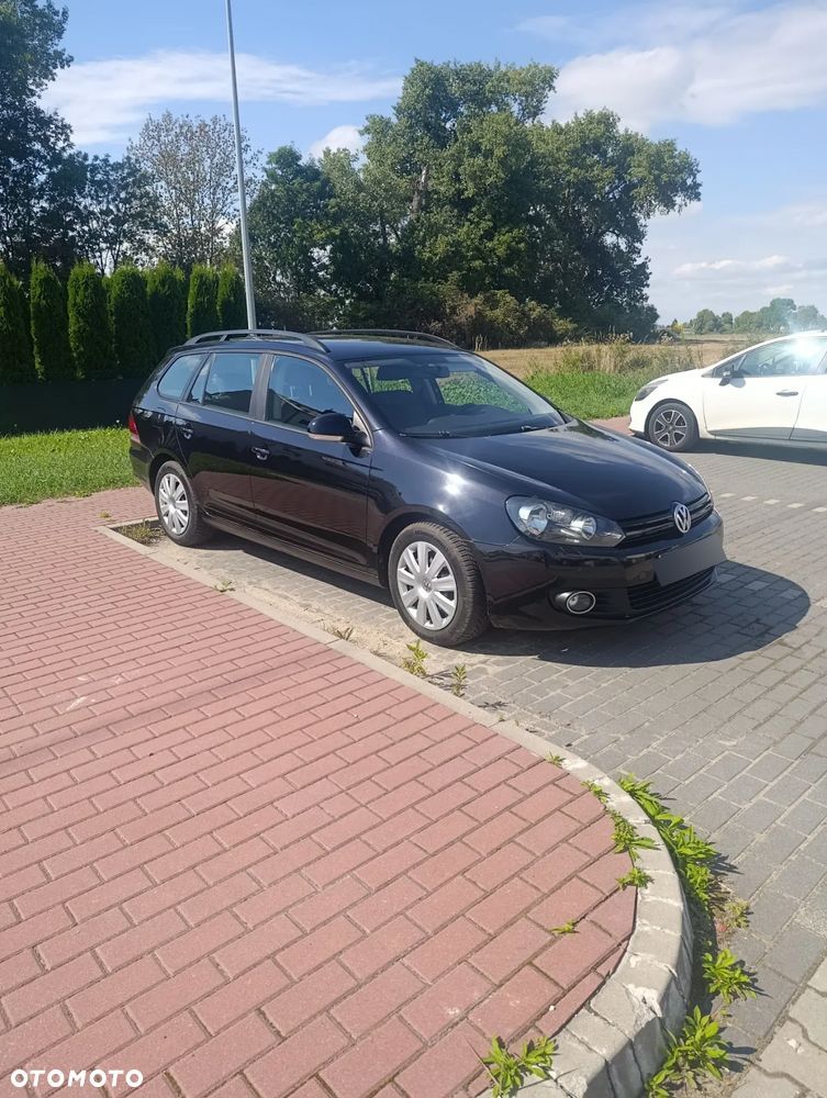 Volkswagen Golf - 8