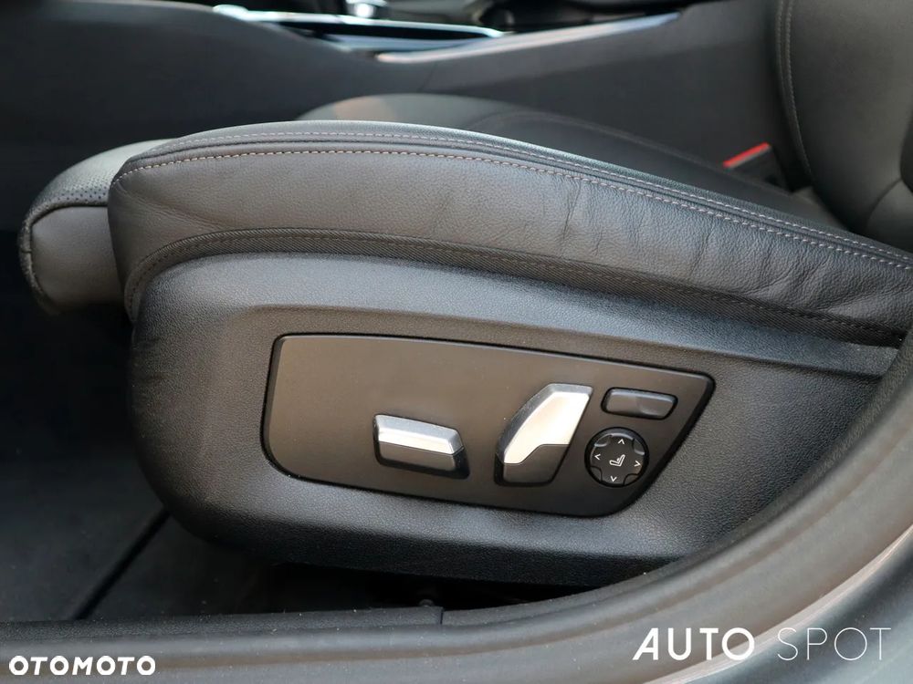 BMW Seria 5 540i xDrive mHEV M Sport sport - 19