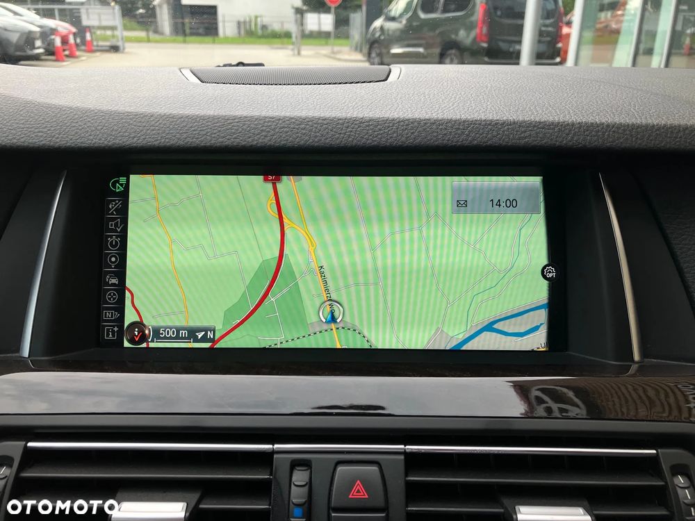 BMW Seria 5 530d xDrive Luxury Line - 27