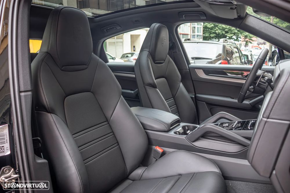 Porsche Cayenne Coupé S E-Hybrid - 32