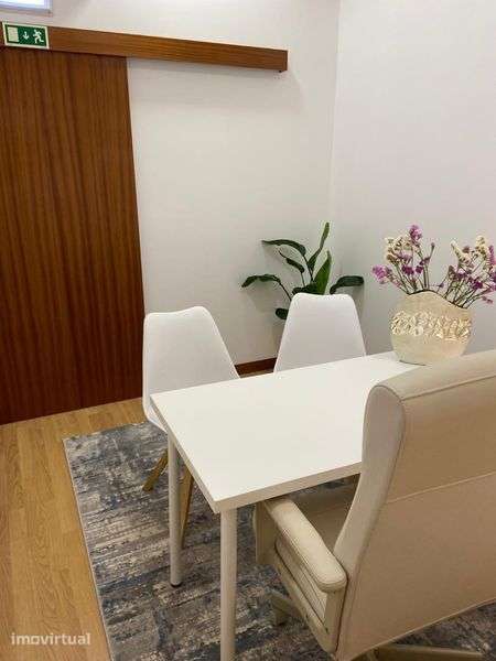 Sala para arrendamento num escritorio - Grande imagem: 2/3