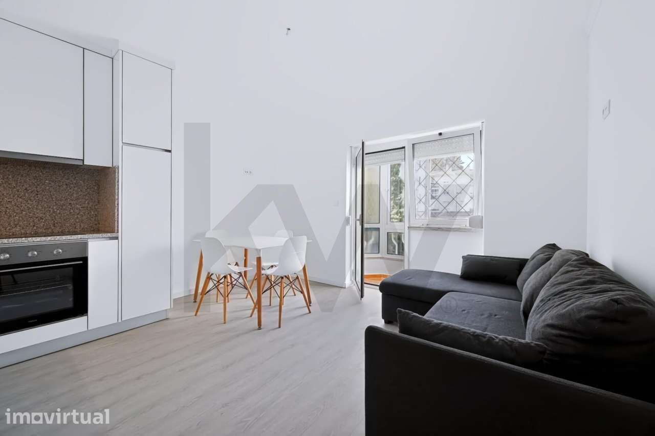 T1 Remodelado no Bairro do Junqueiro, Carcavelos — Perto da Praia - Grande imagem: 2/19