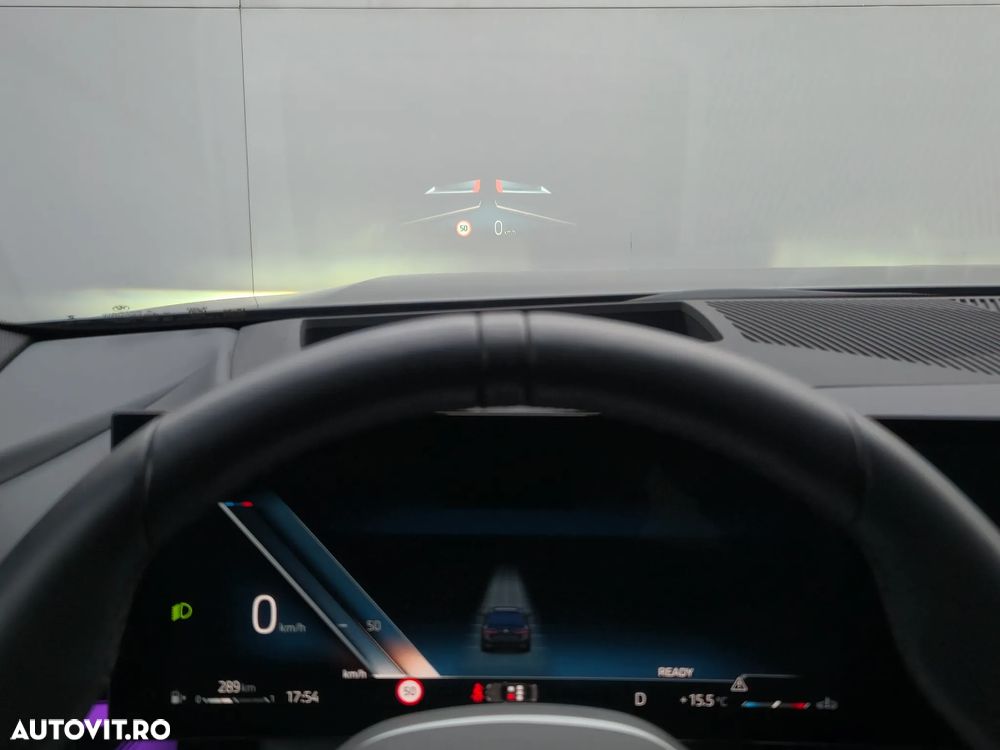 BMW Seria 5 520i Aut. M Sport Edition - 29