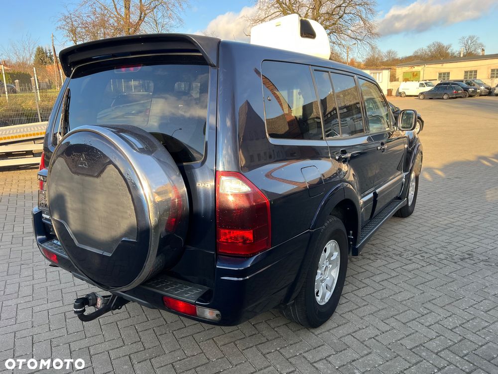 Mitsubishi Pajero 3.2 DI-D Automatik Liberty - 9