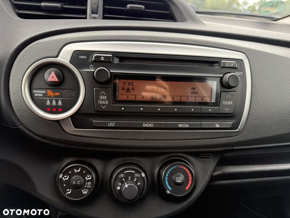 Toyota Yaris 1.33 VVT-i Cool - 27