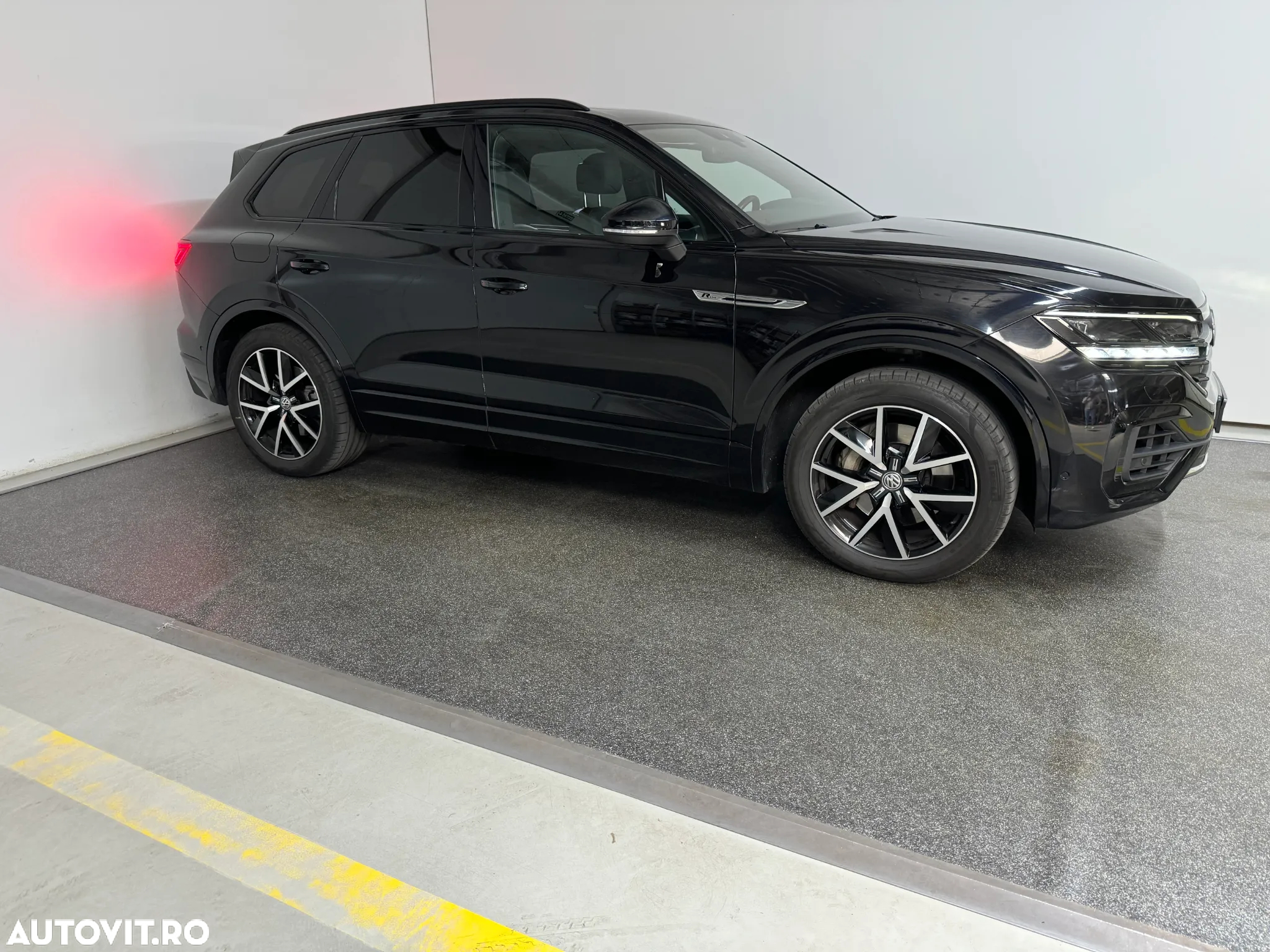 Volkswagen Touareg - 8