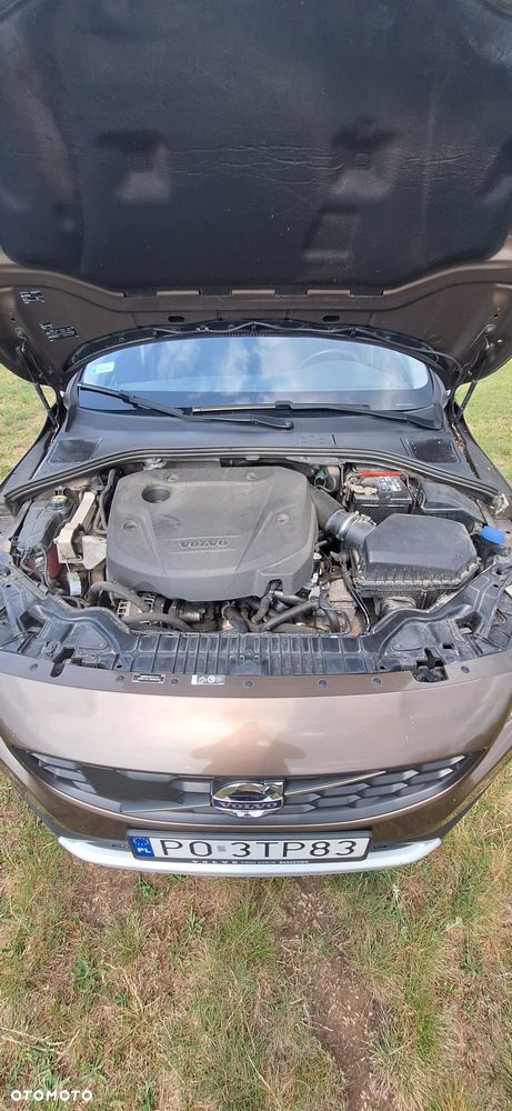 Volvo V60 Cross Country D3 Drive-E Momentum - 9