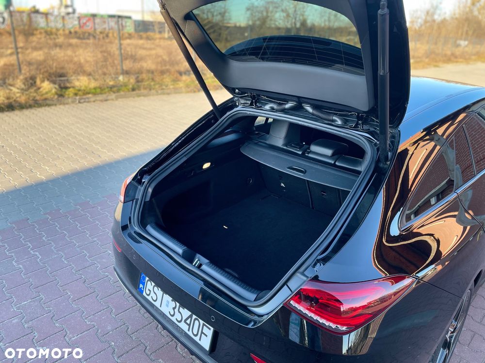 Mercedes-Benz CLA 200 7G-DCT AMG Line - 21