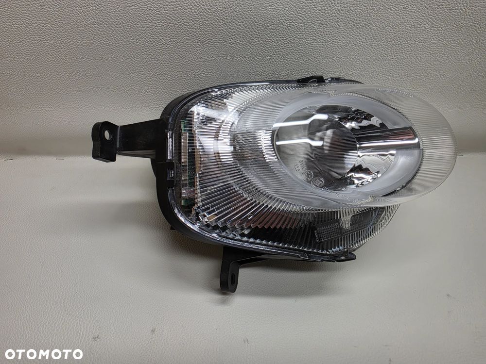 LAMPA PRAWA LED DRL HALOGEN FIAT 500 L 17-22 - 4