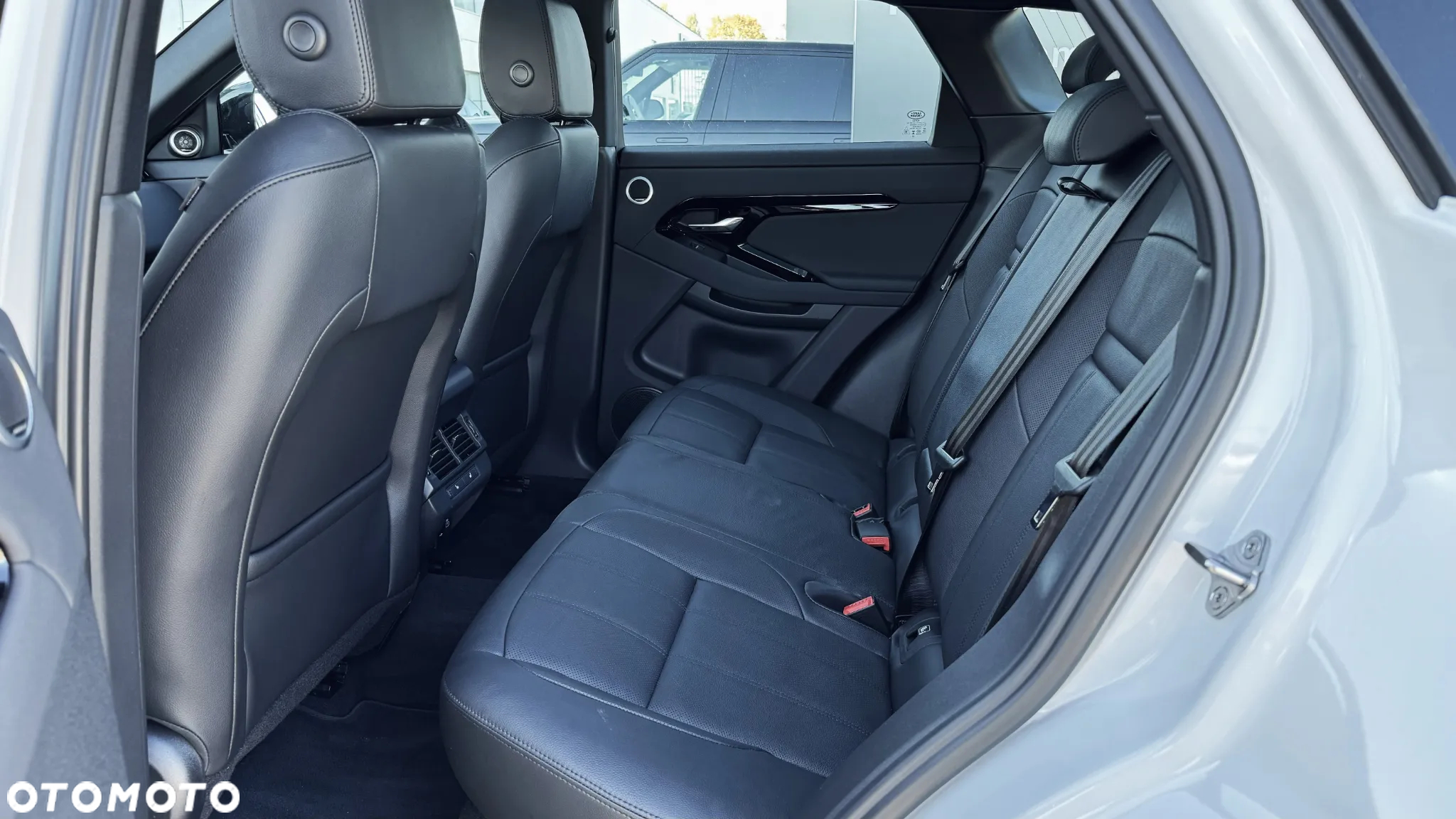 Land Rover Range Rover Evoque - 10