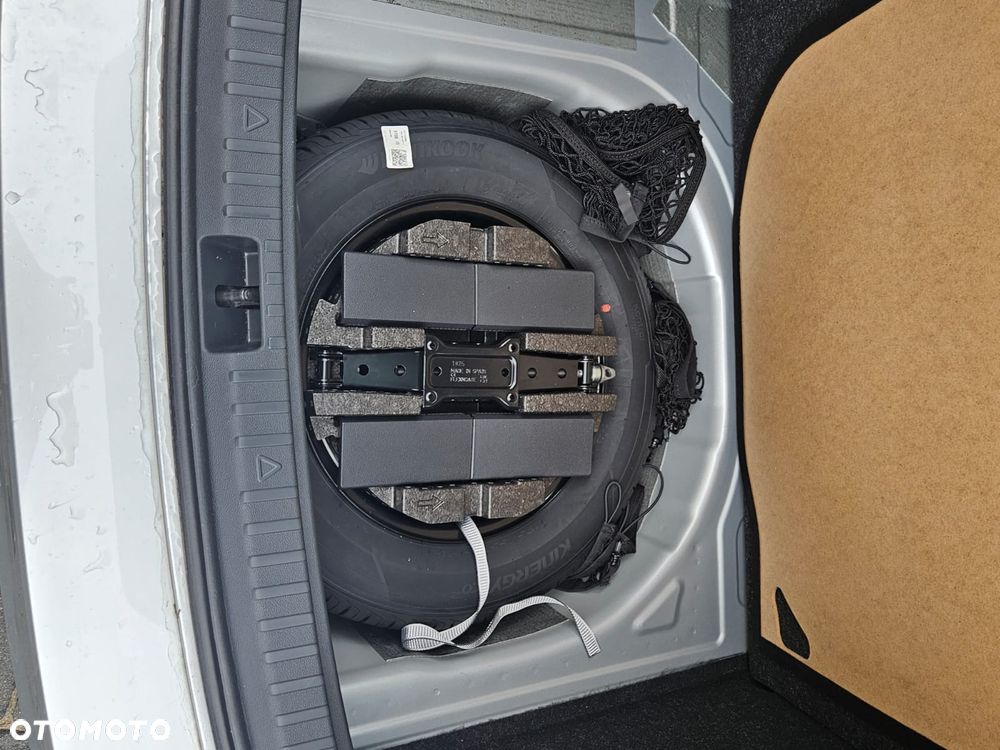 Skoda Scala 1.5 TSI Monte Carlo DSG - 11