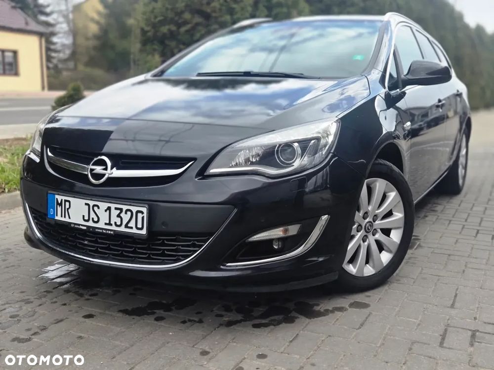 Opel Astra 1.7 CDTI DPF Exklusiv - 2