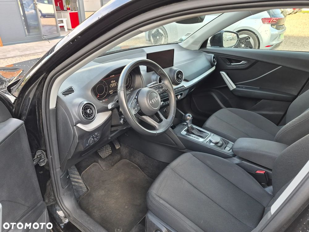 Audi Q2 35 TDI S tronic - 6