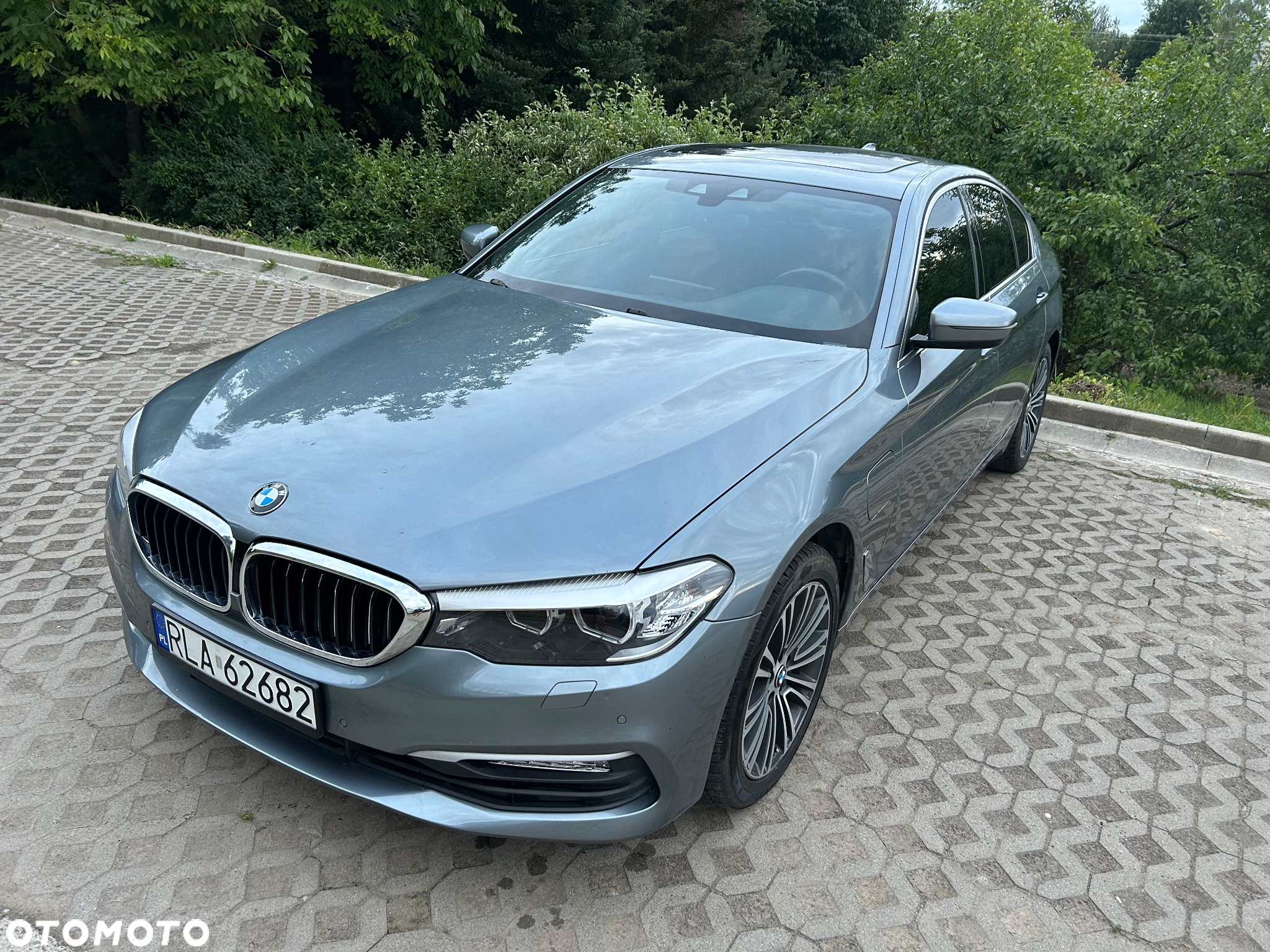 BMW Seria 5 550e xDrive - 2