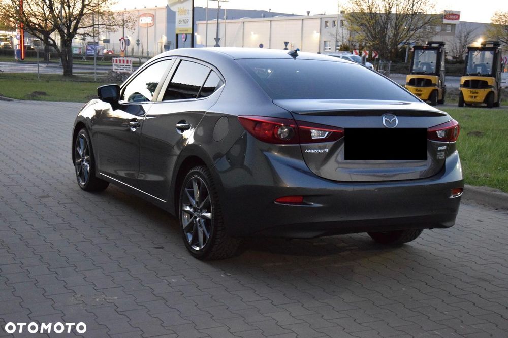 Mazda 3 - 9