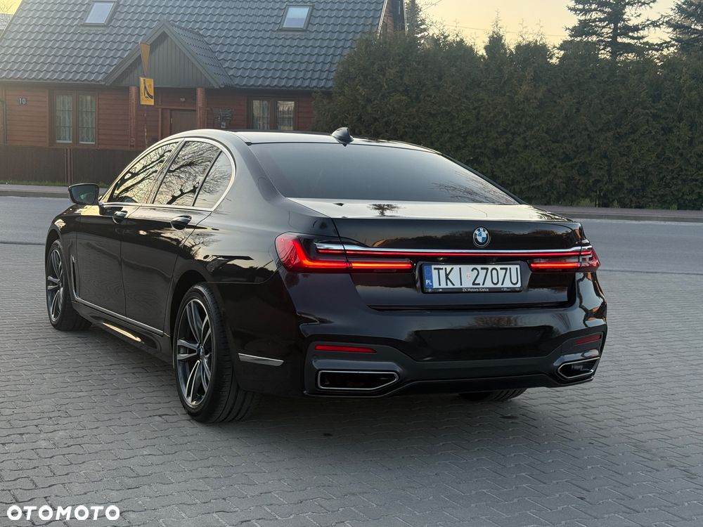 BMW Seria 7 730d xDrive mHEV - 4