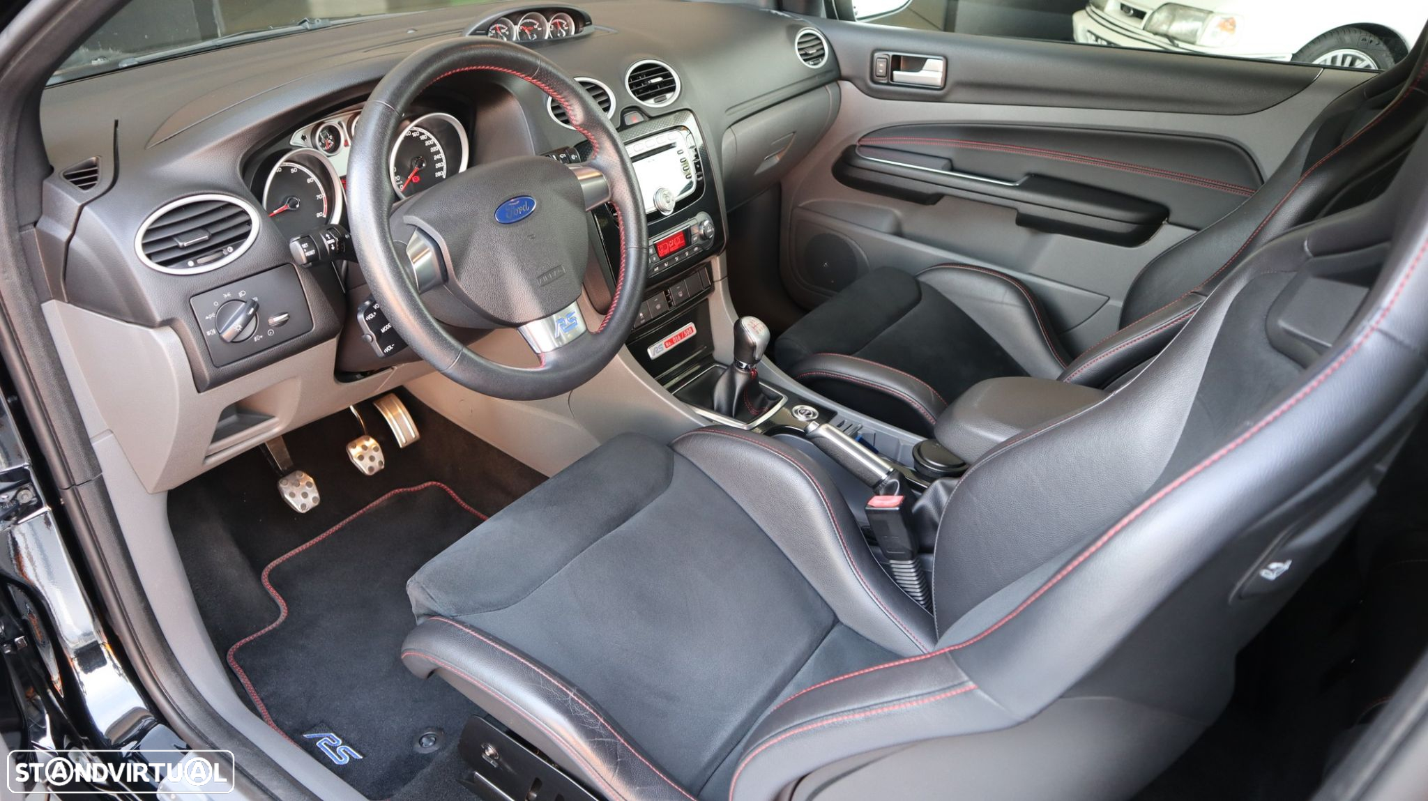 Ford Focus - 16