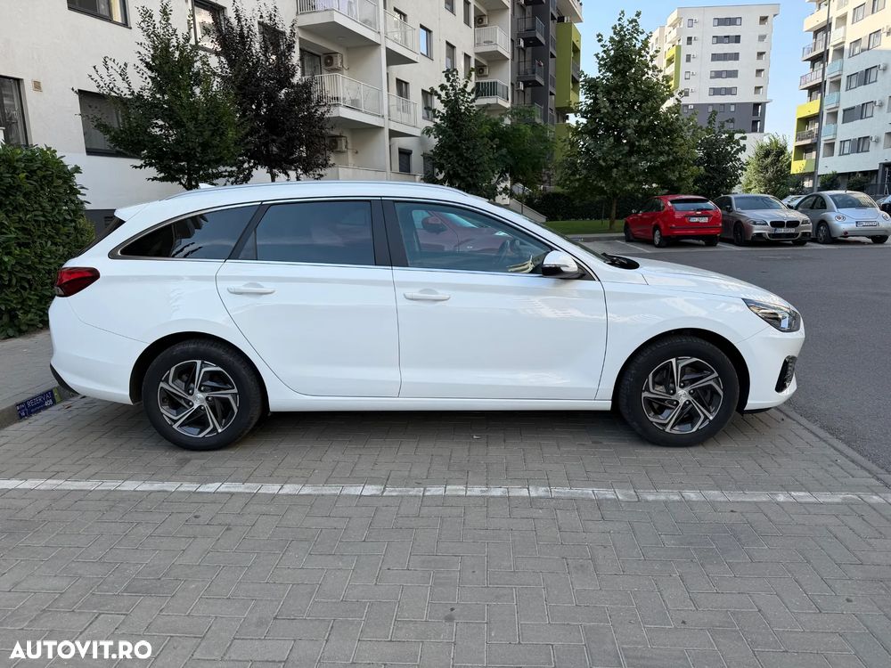 Hyundai i30 1.5 110CP 5DR M/T Highway - 1