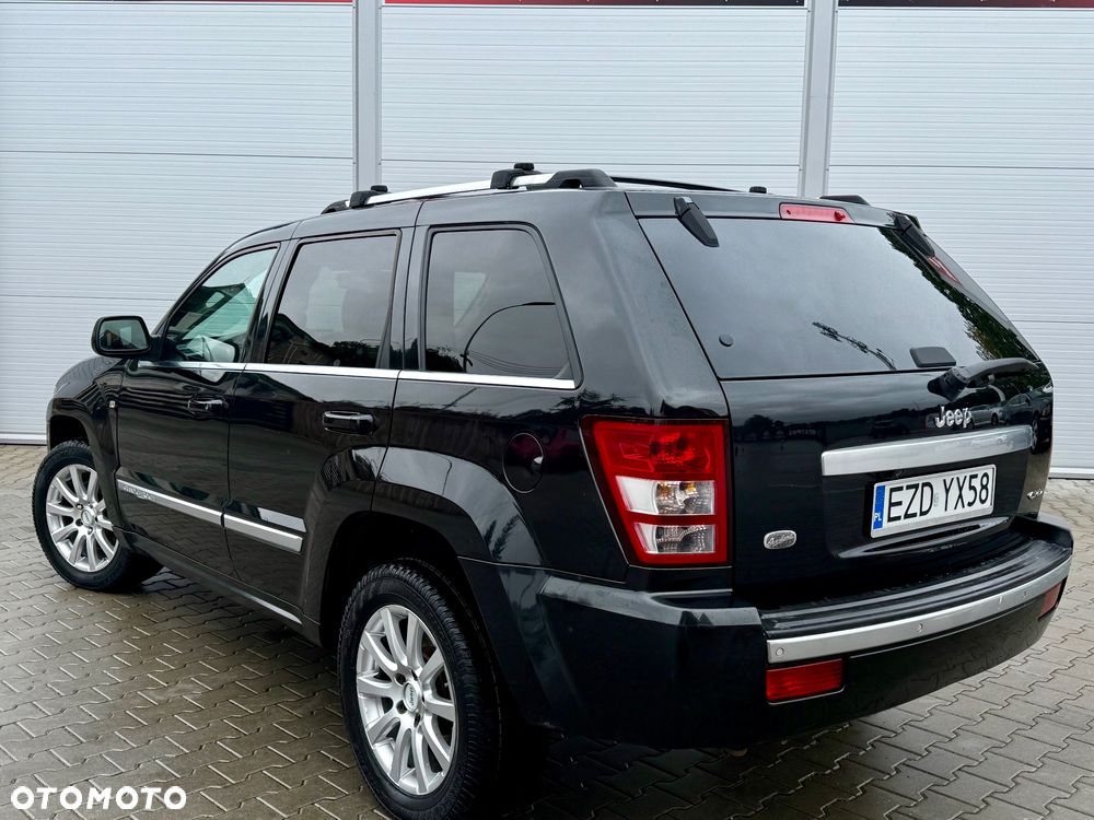 Jeep Grand Cherokee - 39